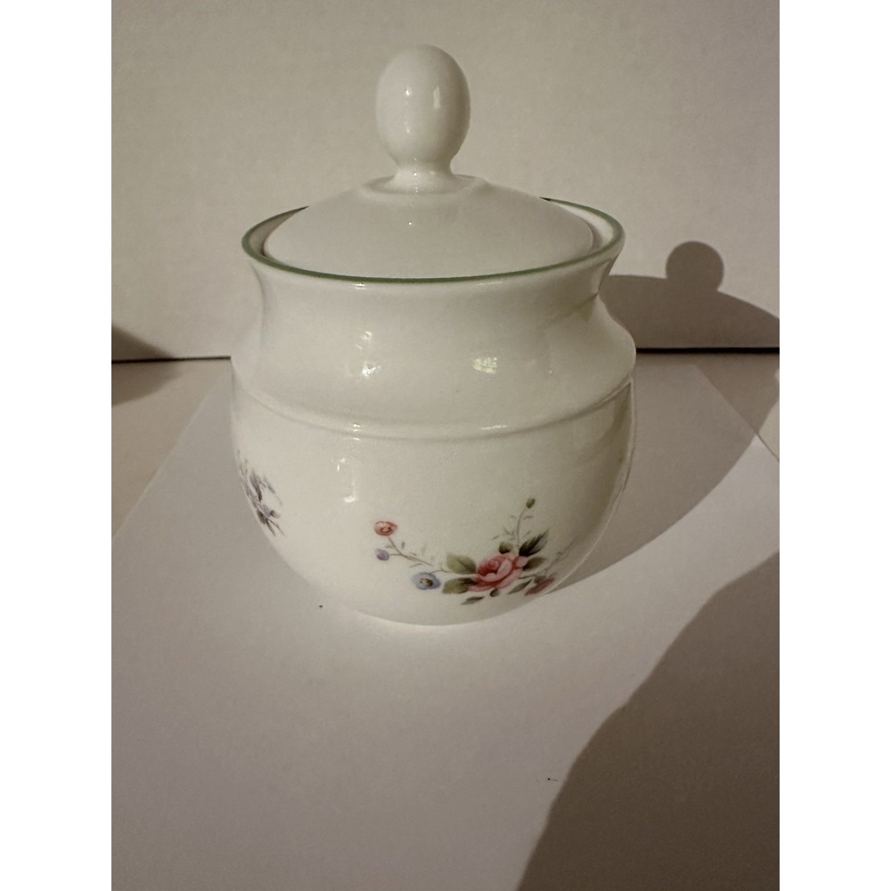 VTG Royal Vale Sugar Bowl Bone China Lidded Made In England Floral Green Rim EC